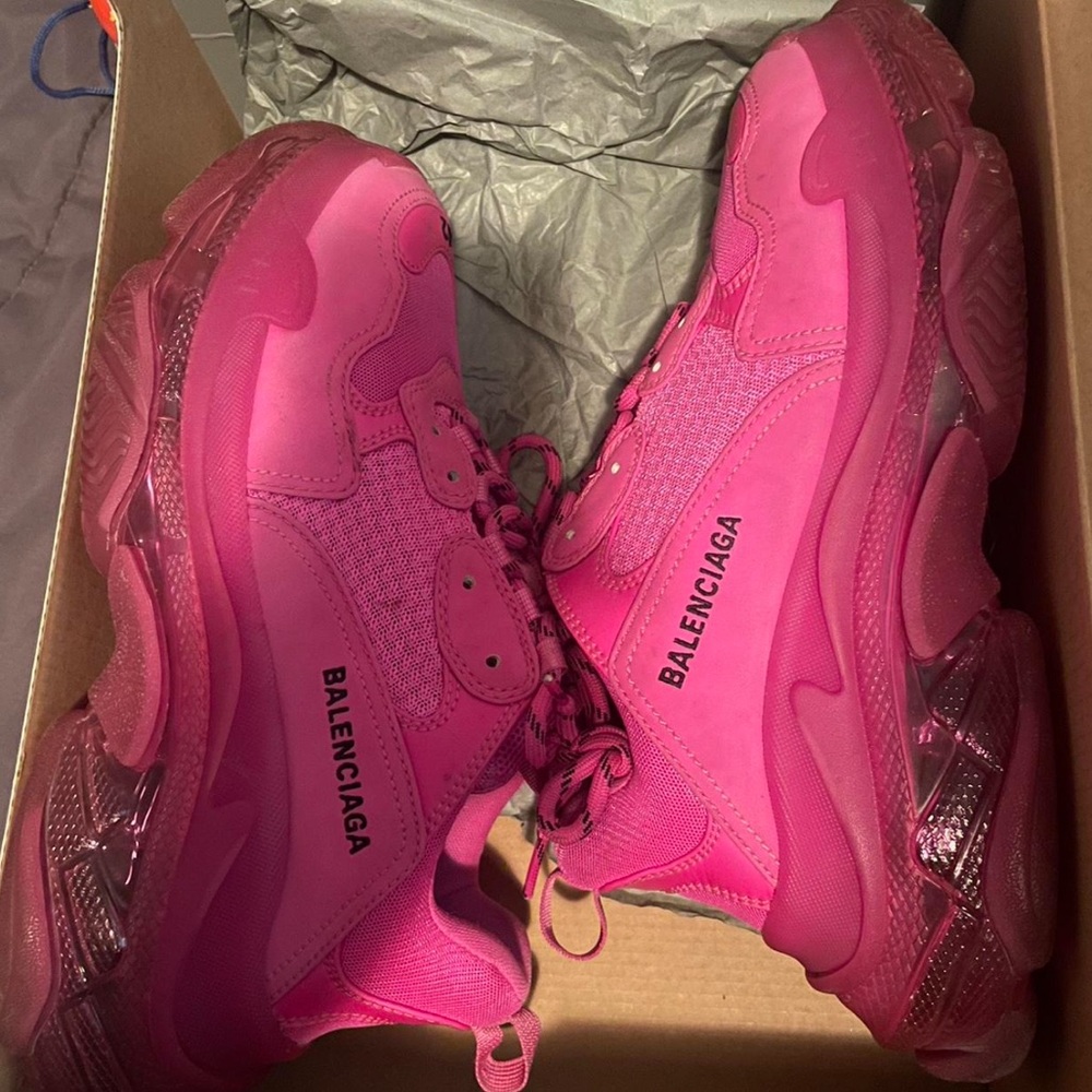 Balenciaga Triple S sneakers/shoes